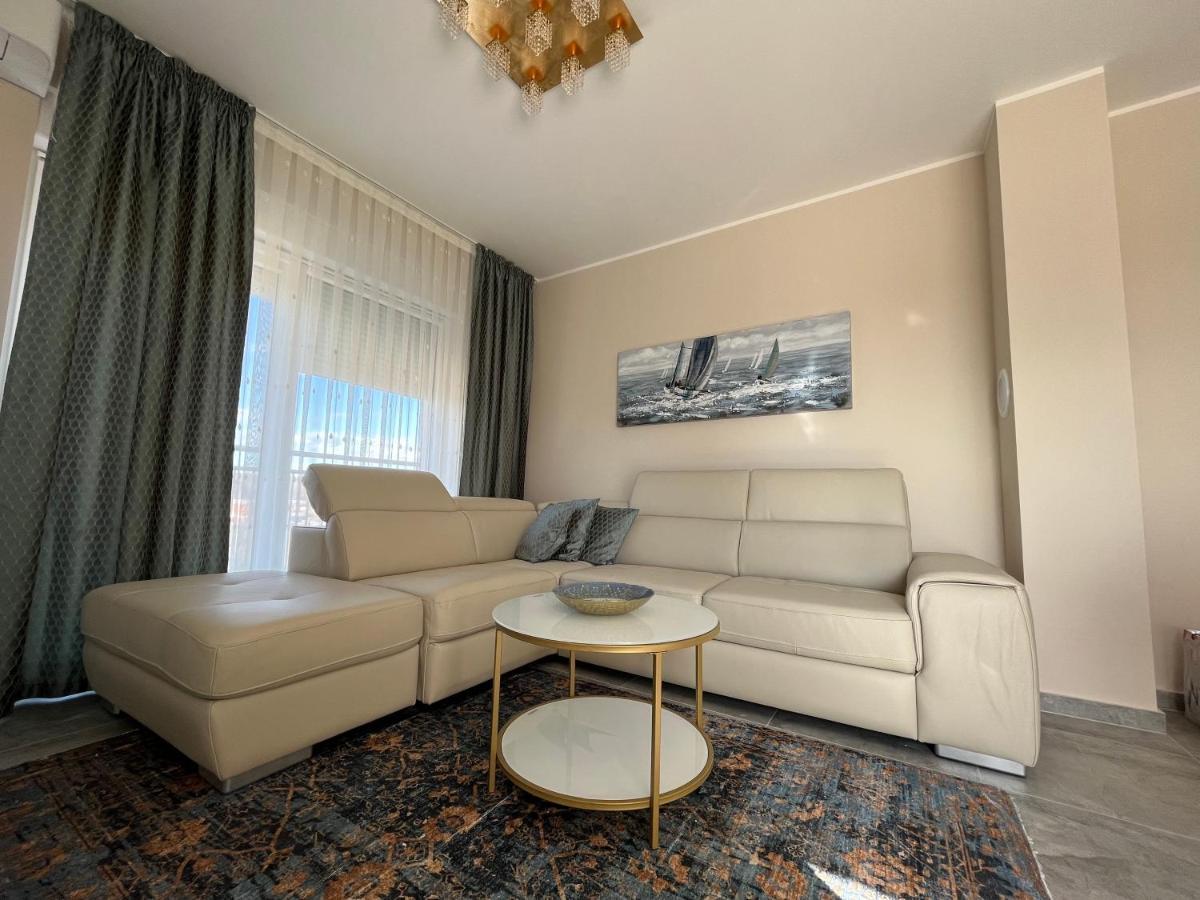 Apartman Yacht Медулин Екстериор снимка