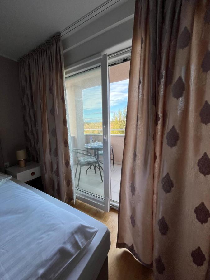 Apartman Yacht Медулин Екстериор снимка