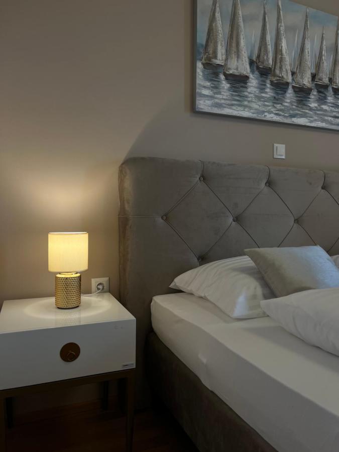 Apartman Yacht Медулин Екстериор снимка