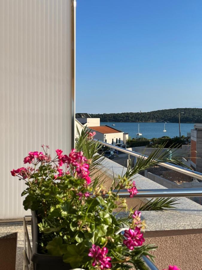 Apartman Yacht Медулин Екстериор снимка